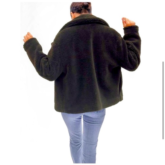 Almost Spring Teddy Fleece Short Jacket - Picture 6 of 7